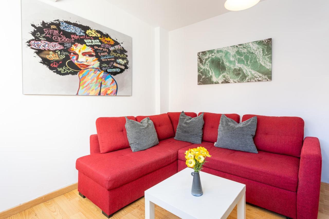 Holidays2Malaga Cruz Verde City Center With Aircon & Wifi Exterior photo